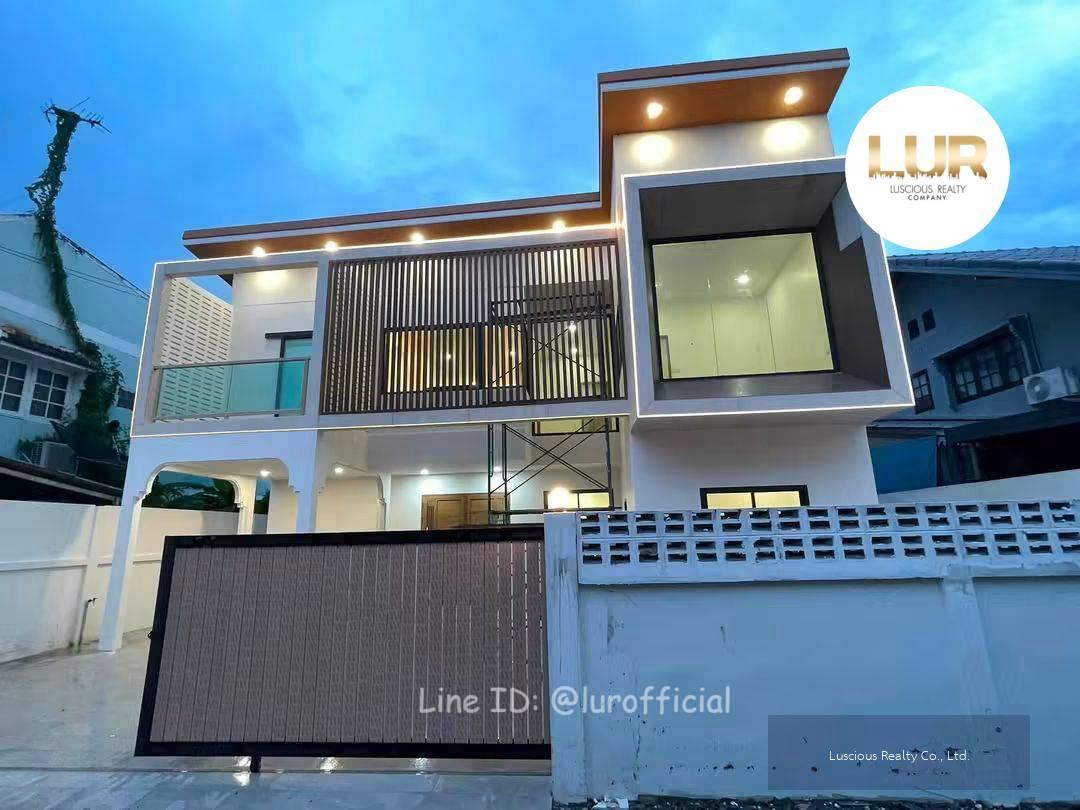 ขายบ้านเดี่ยวซอยลาดพร้าว 87  รีโนเวทใหม่ ทำเลศักยภาพ เดินทางสะดวก ใกล้ทางด่วนและแหล่งชุมชน