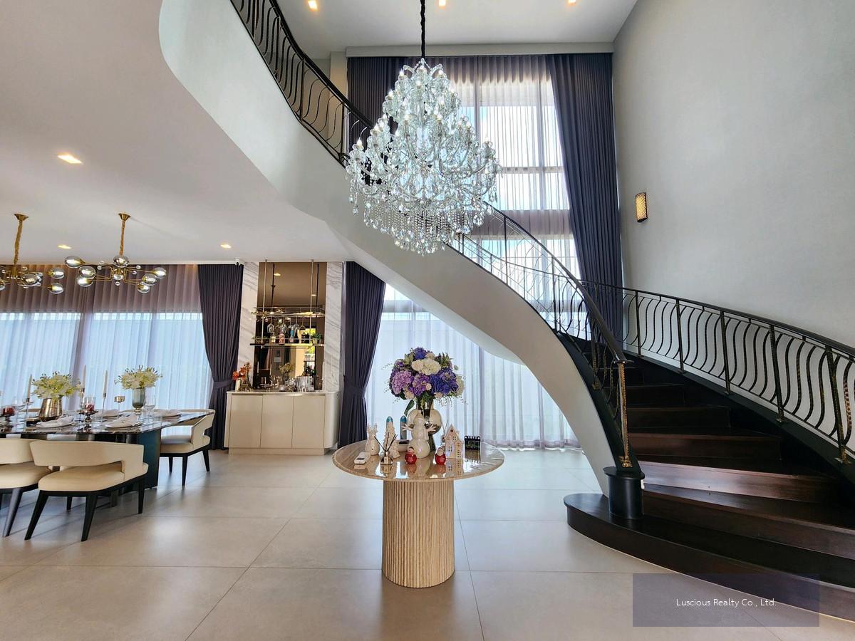 ขาย / เช่า แกรนด์ บางกอก บูเลอวาร์ด กรุงเทพกรีฑา ❤️วิวสวน ❤️ขนาดบ้านใหญ่สุด