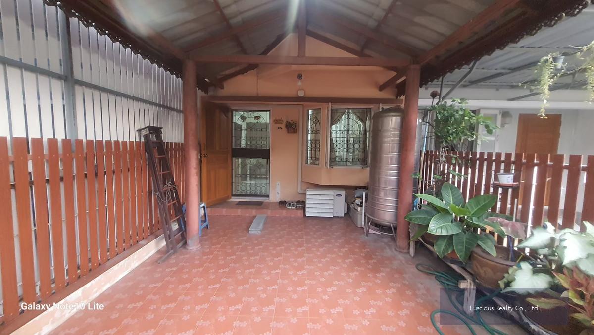 หมู่บ้าน สิรารมย์ซอย 7 ถนนบ้านกล้วย‑ไทรน้อย (Baan Kluai–Sai Noi Road)