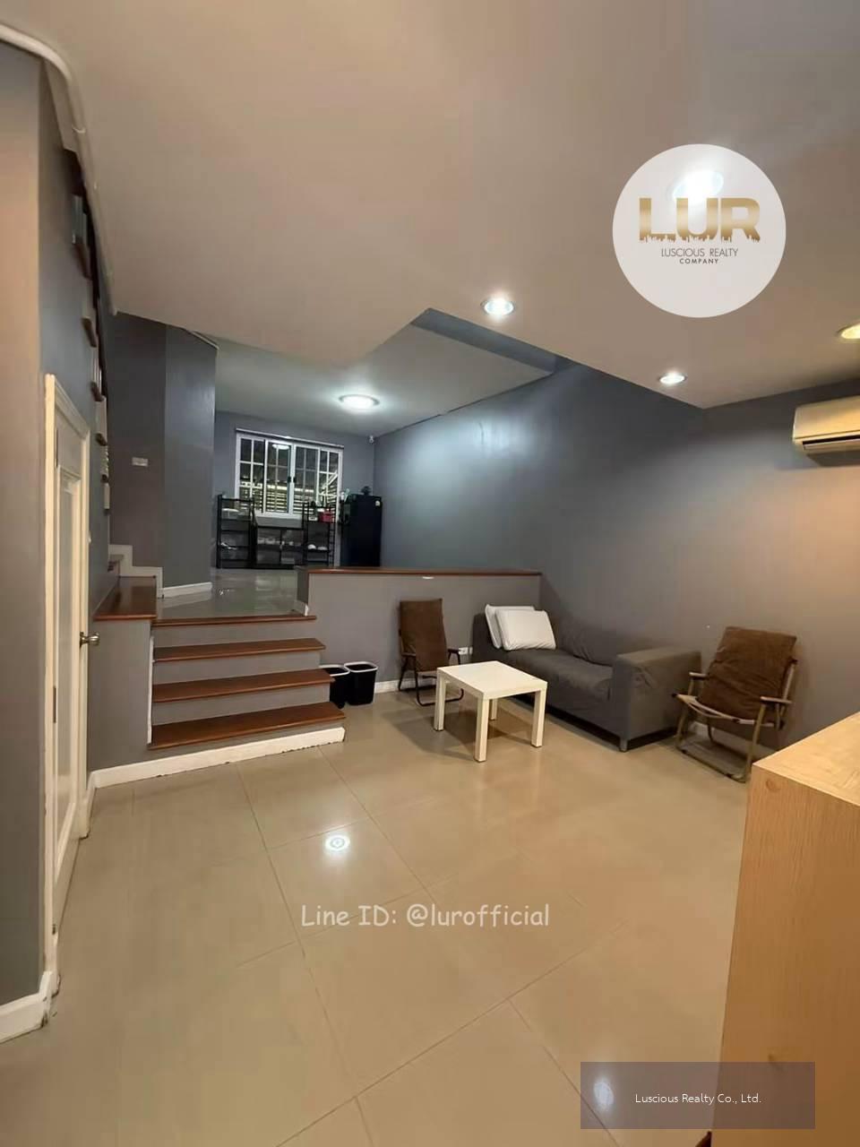 For Rent บ้านทาวน์เฮ้าส์ 3 ชั้น สามารถเปิดเป็น Home Office ได้ | Plus City Park Rama 9 - Hua Mark