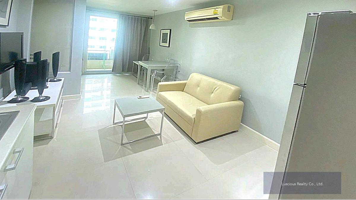 ขายคอนโด เดอะโคลเวอร์ ทองหล่อ
The Clover Thonglor 2.xx ล.เท่านั้น
✅️ Original condition
✅️ Rare item