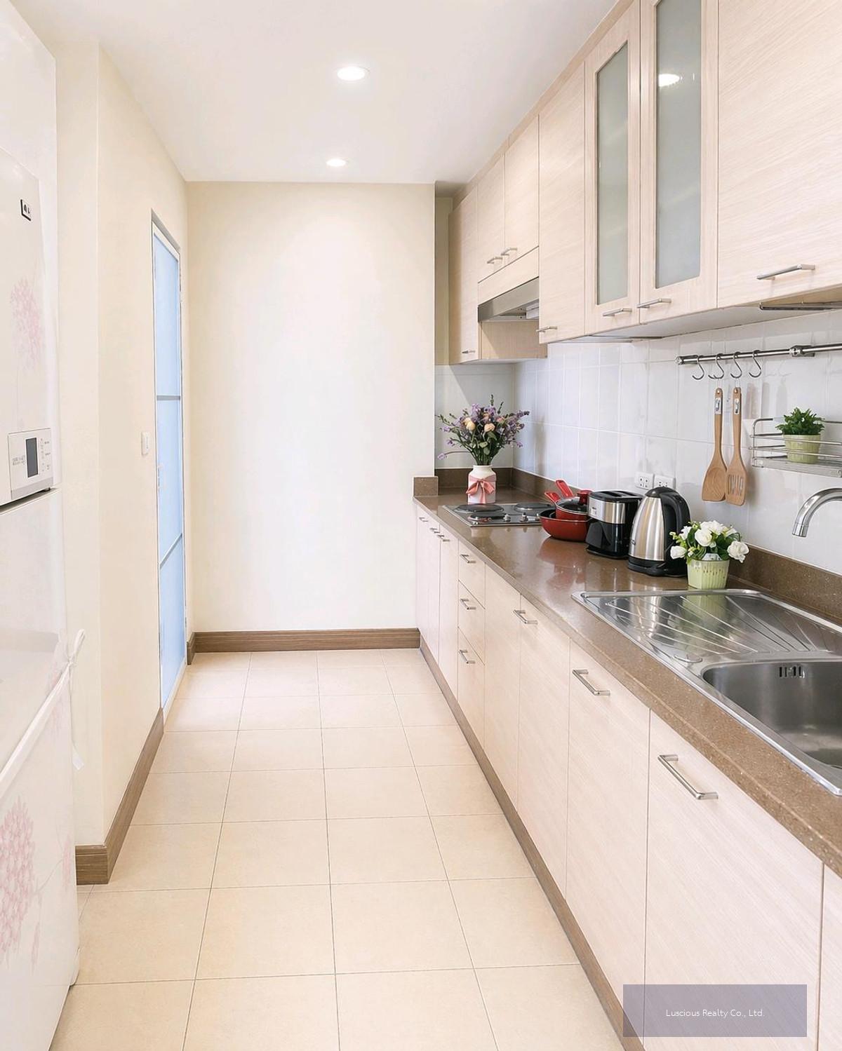 The Amethyst 39 Condominium
Condo for Sale