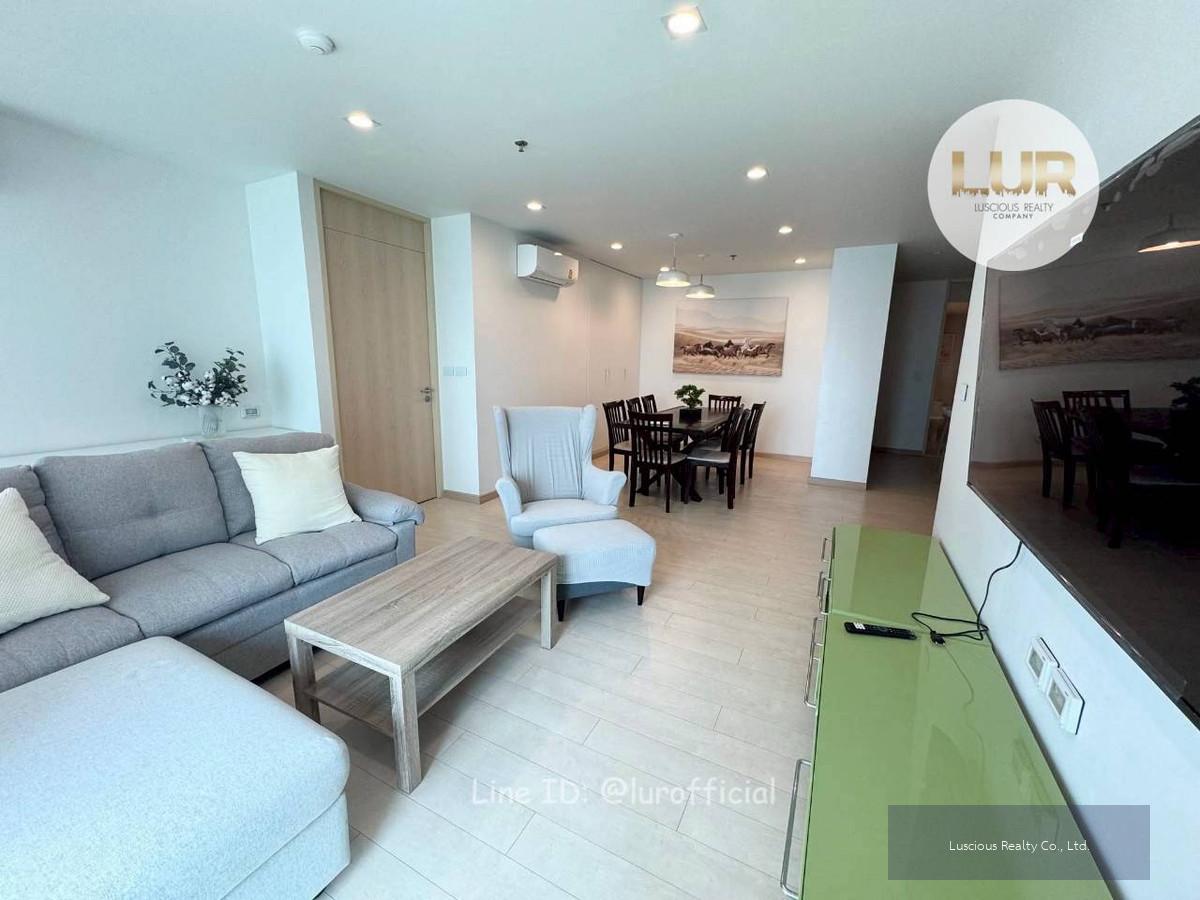 Condo For Sale ❤️Silom Suite Condominium❤️ 3+1 Beds 2 Baths with 3 Balconies ❤️Corner Unit and Facing South