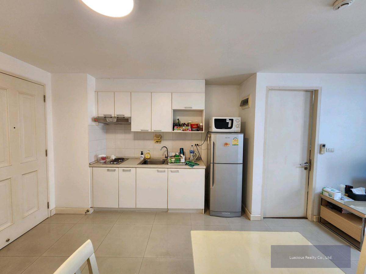 ขายคอนโด เดอะโคลเวอร์ ทองหล่อ
The Clover Thonglor ❤️ วิวสระ Best Deal ❤️