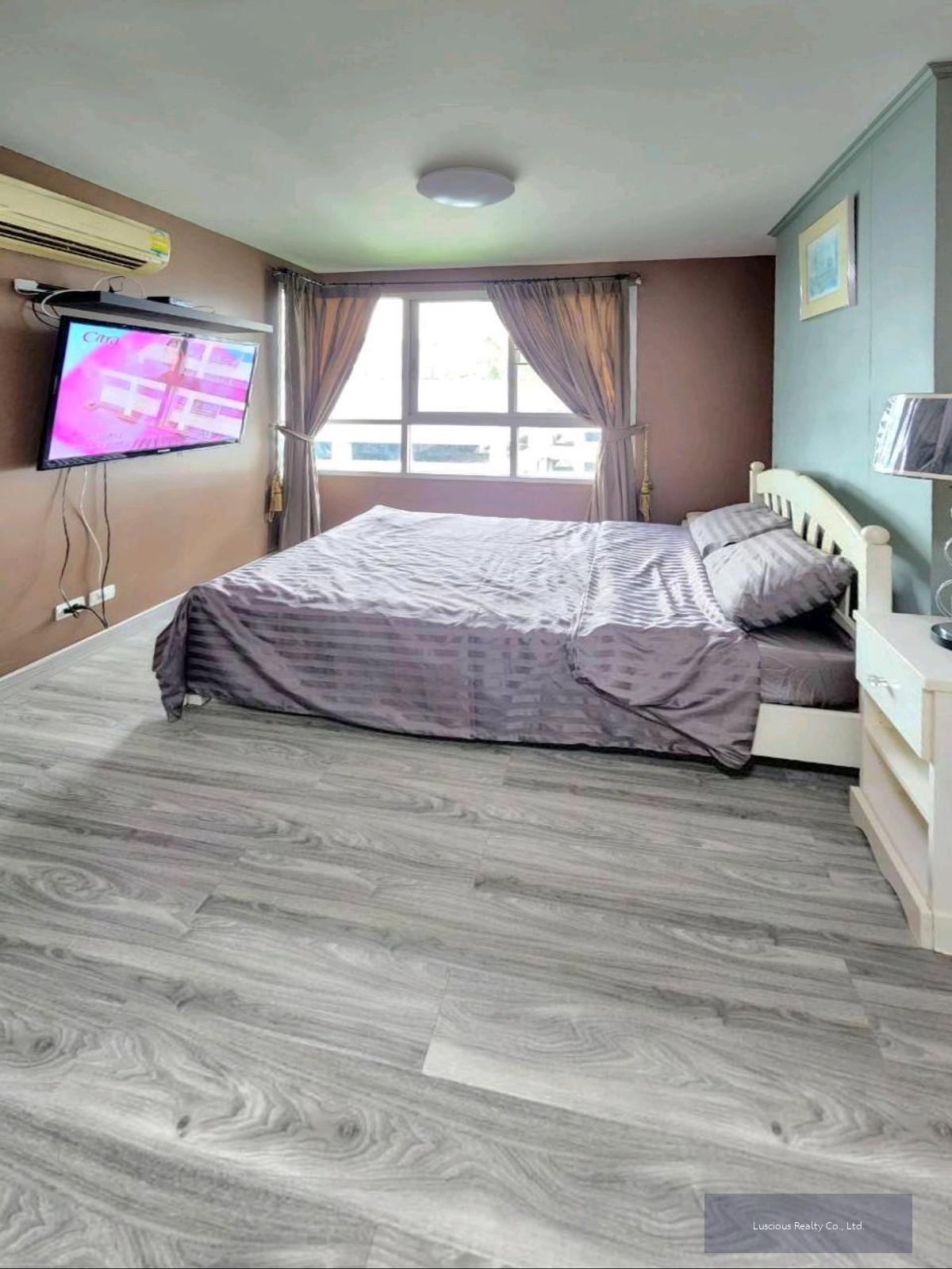 The Clover Thonglor คอนโดให้เช่า