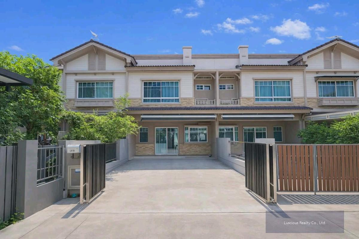 ขาย บ้าน Indy 3 Bangna-Km 7 : อินดี้ 3 บางนา-กม.7 ทาวน์เฮ้าส์ 🎯โซนด้านหน้าติดสวนส่วนกลาง