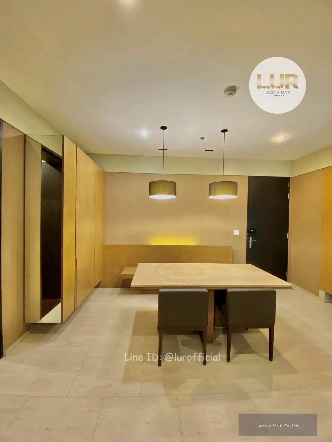 Condo for Rent ให้เช่าคอนโดห้องใหญ่ใจกลางอโศก วิวเมือง ชั้นสูง ใกล้ BTS อโศก | Citi Smart Sukhumvit 18
