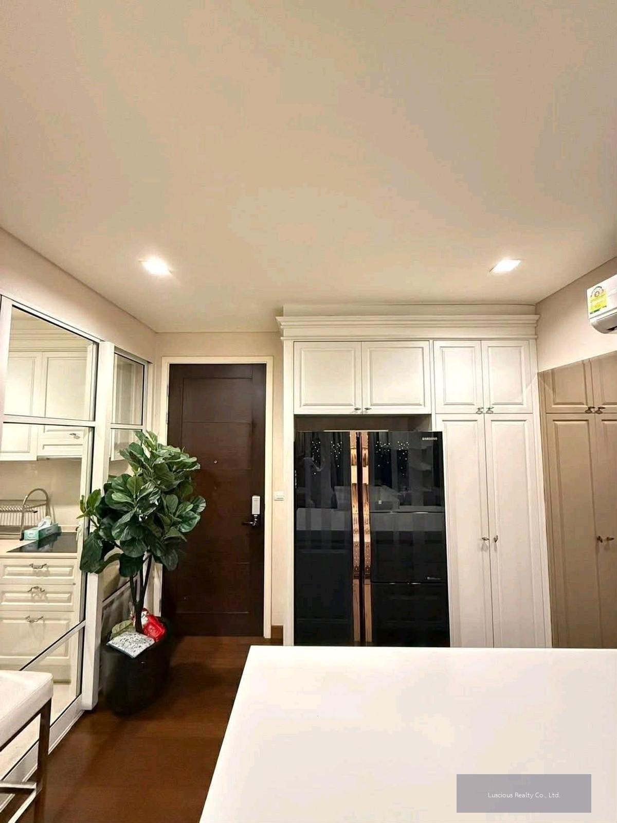 ขายคอนโดหรู กลาง ทองหล่อ
IVY Thonglor