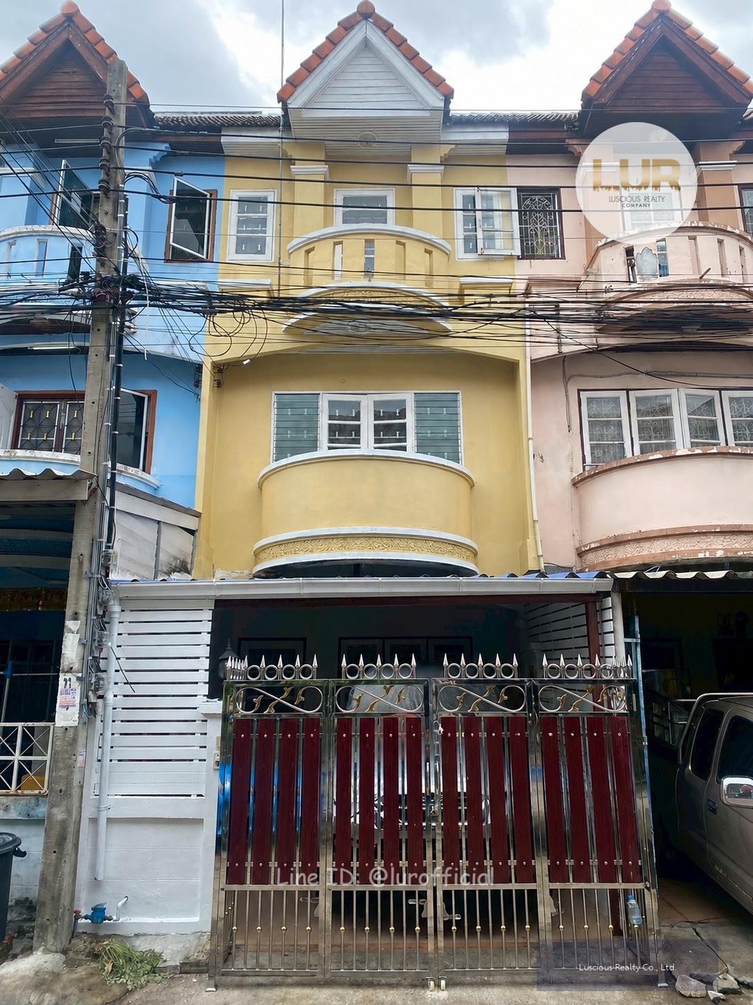 🌺ขายบ้านทาวน์เฮาส์ 3 ชั้น 4นอน 3น้ำ หมู่บ้านพงษ์ศิริชัย 4 🌺 Newly Renovated