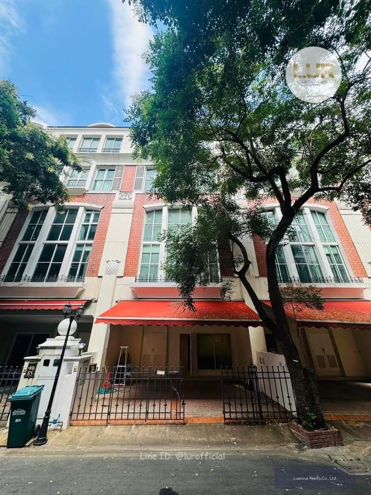 ให้เช่าบ้านทาวน์โฮมหรูใจกลางทองหล่อ 💖  Baan Klang Khung British Town-Thonglor 💖