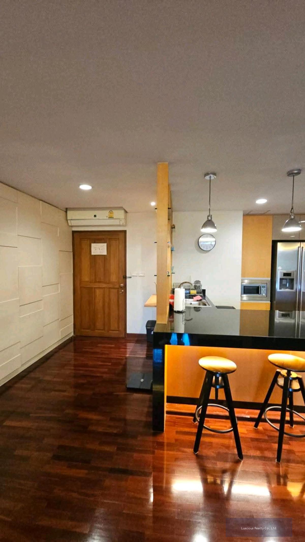 ❤️ ขาย  Big Luxury Condo ทองหล่อ 20 ❤️
FOR SALE – Luxury Condo in Thonglor 20