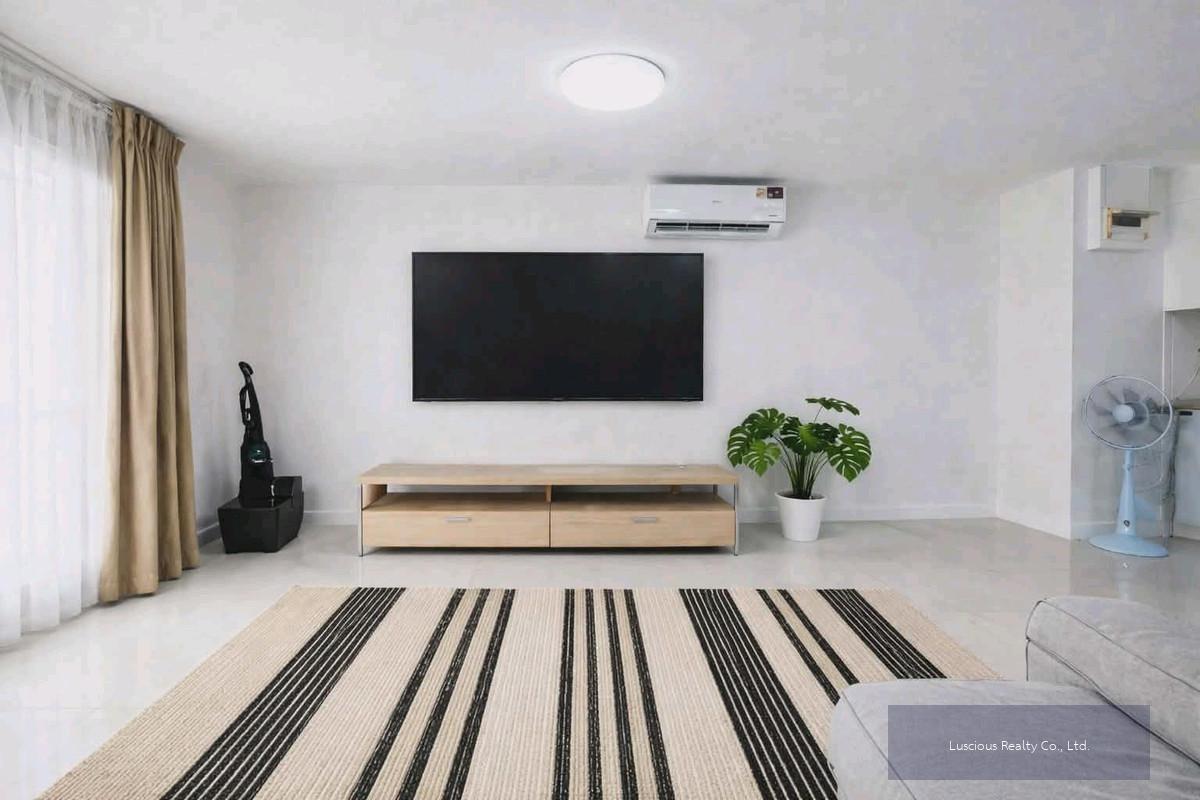 🎯 ขาย The Clover Thonglor 
For sale 
ขาย เดอะโคเวอร์ ทองหล่อ ซ.18 🎯