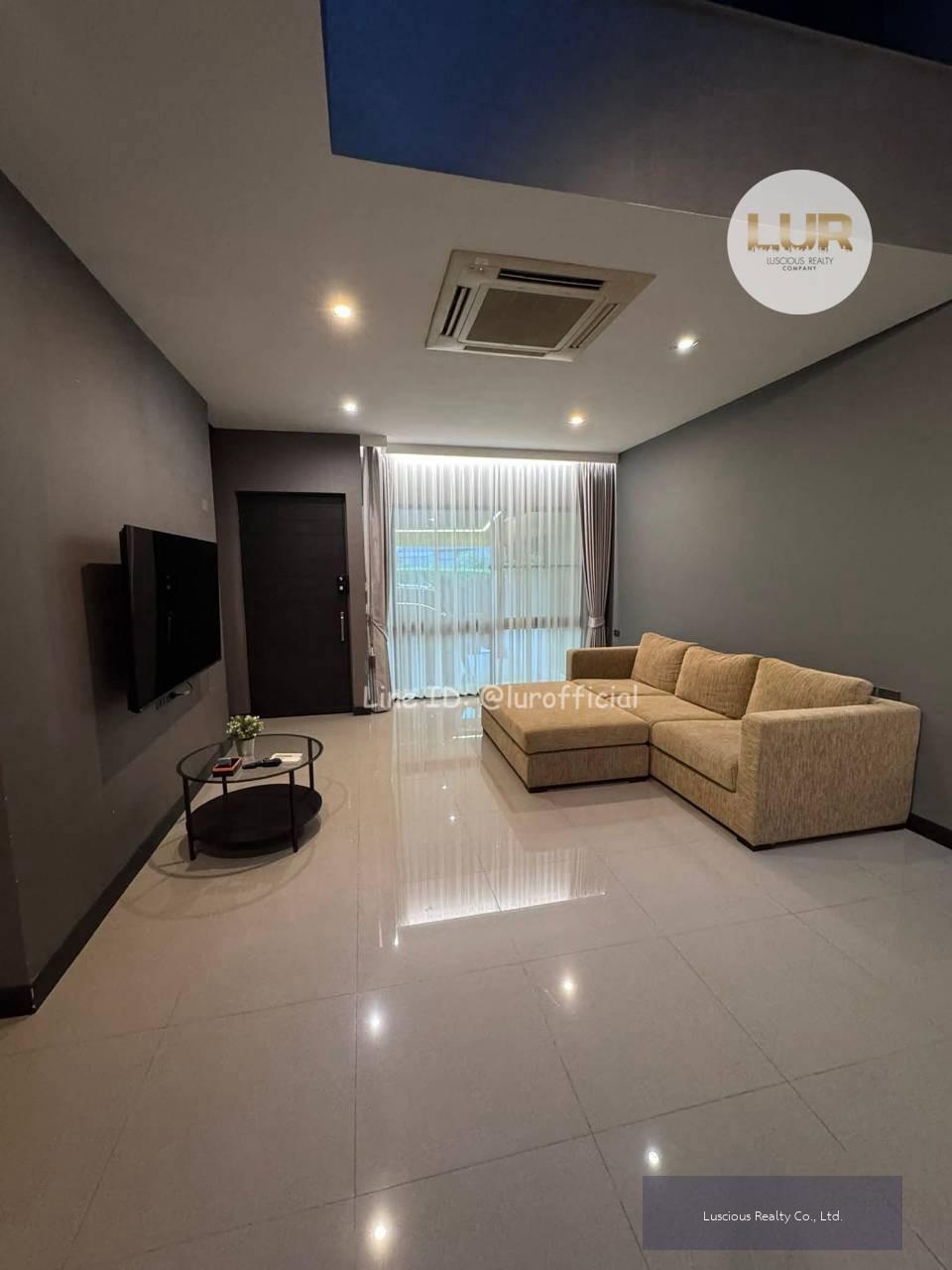 ขายบ้านทาวน์โฮม 3 ชั้น The Landmark Ekkamai - Ramintra ✅3นอน 4น้ำ 2จอดรถ