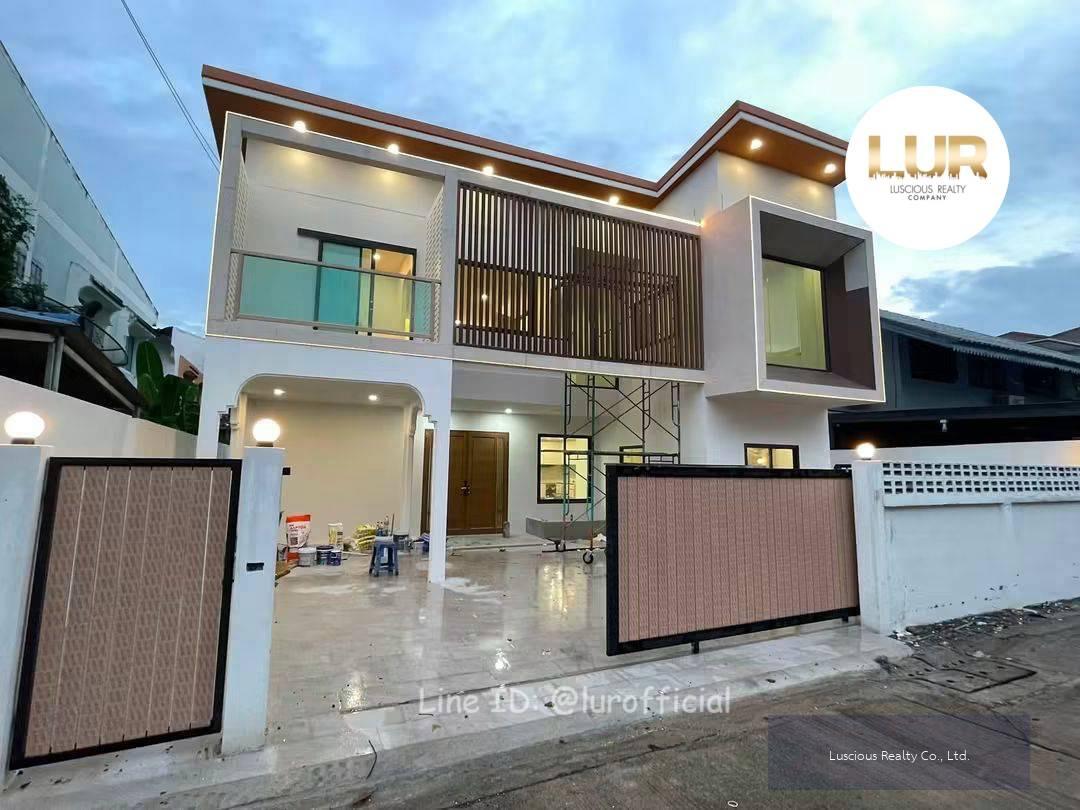 ขายบ้านเดี่ยวซอยลาดพร้าว 87  รีโนเวทใหม่ ทำเลศักยภาพ เดินทางสะดวก ใกล้ทางด่วนและแหล่งชุมชน