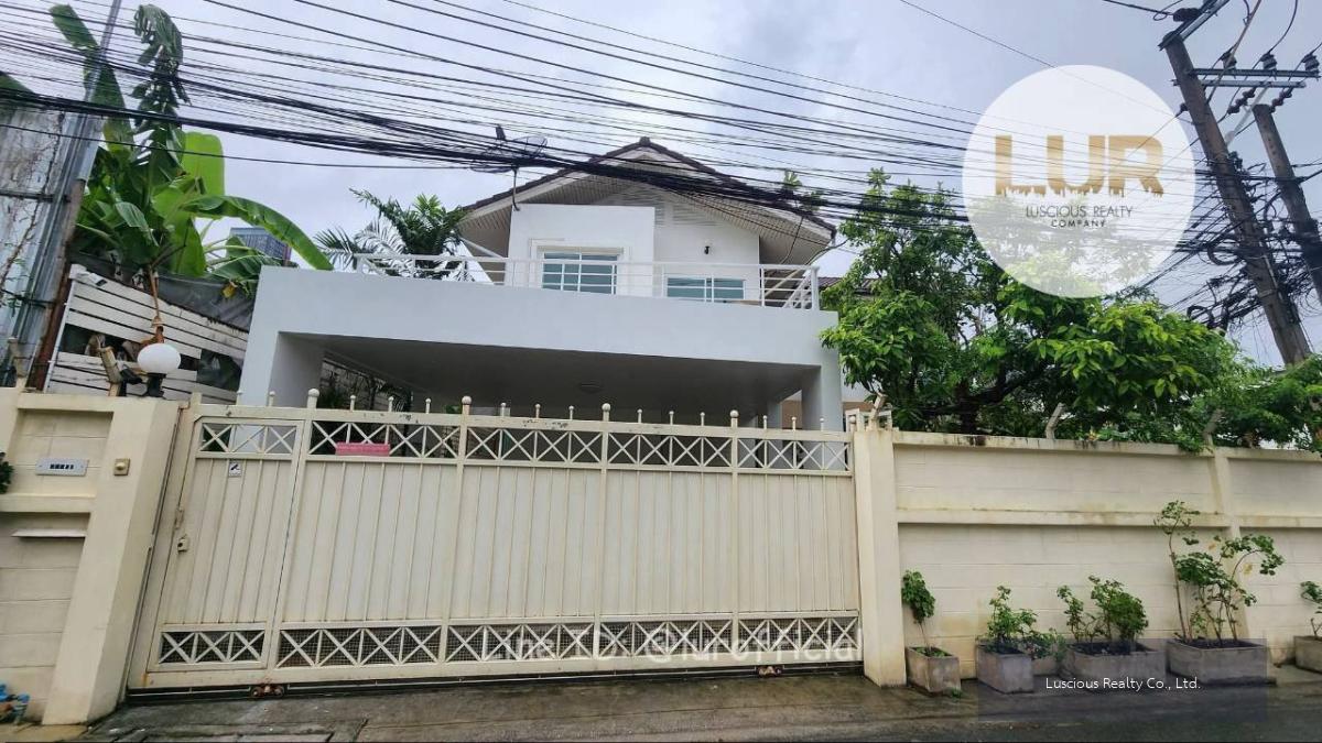 House for Rent Sukhumvit 49 บ้านสวย พร้อมอยู่ ✅Pet Friendly