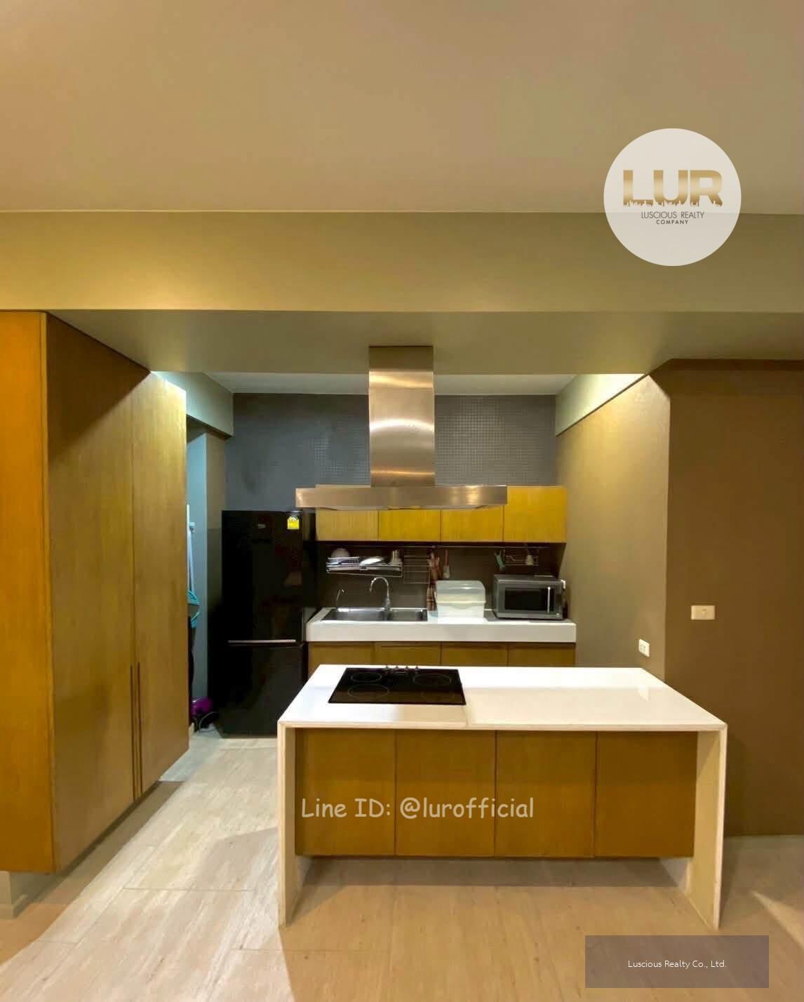 Condo for Rent ให้เช่าคอนโดห้องใหญ่ใจกลางอโศก วิวเมือง ชั้นสูง ใกล้ BTS อโศก | Citi Smart Sukhumvit 18