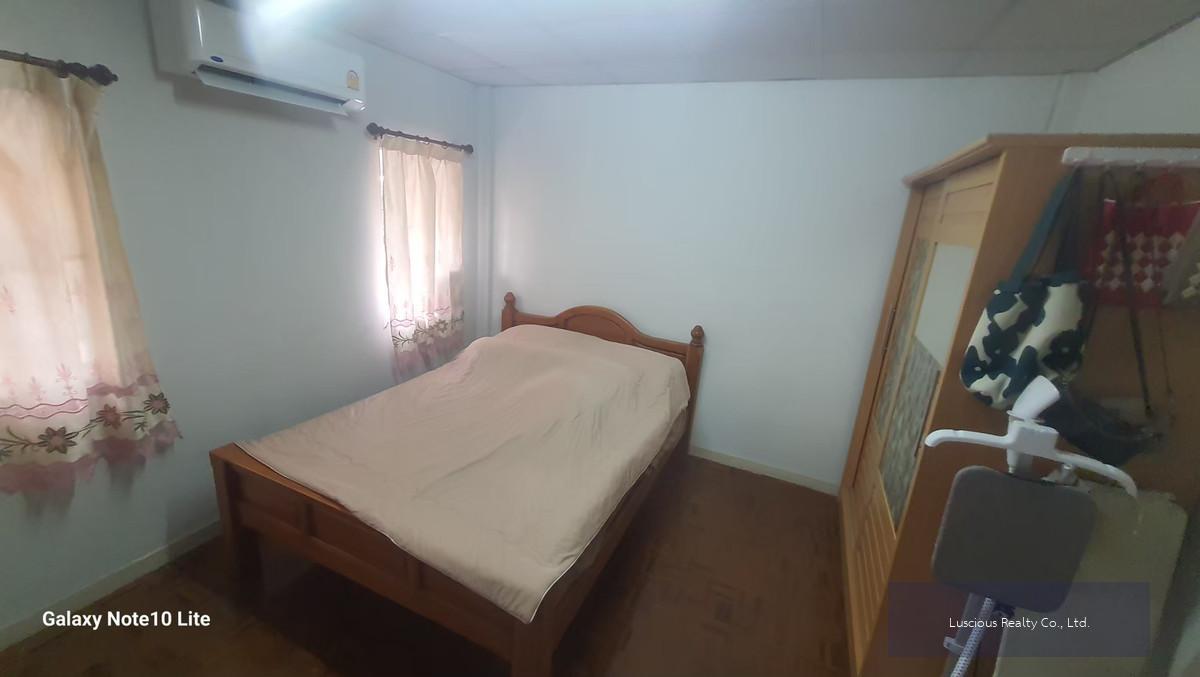 หมู่บ้าน สิรารมย์ซอย 7 ถนนบ้านกล้วย‑ไทรน้อย (Baan Kluai–Sai Noi Road)