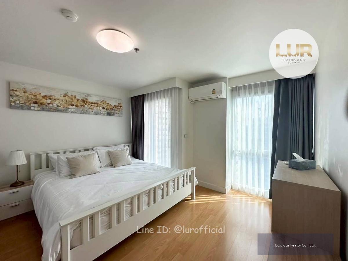 Condo For Sale ❤️Silom Suite Condominium❤️ 3+1 Beds 2 Baths with 3 Balconies ❤️Corner Unit and Facing South