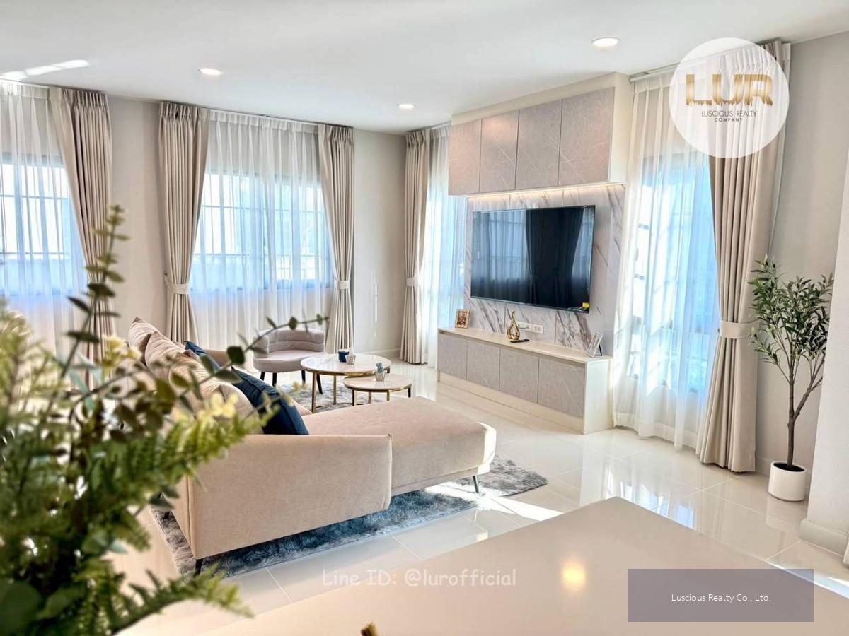 ขายบ้าน Centro Bangna บ้านติดแปลงขับรถ พื้นที่สวนเยอะมาก!!