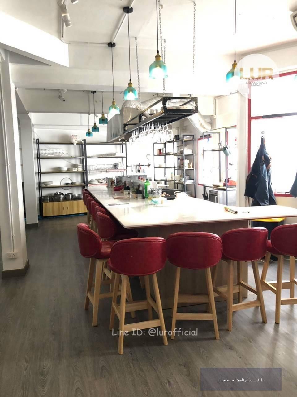 ✨Town Home For Rent ให้เช่าบ้านทาวน์โฮม 3 ชั้น ซอยทองหล่อ 9 ✨ทำเลศักยภาพ ✨เหมาะสำหรับอยู่อาศัย / ประกอบธุรกิจร้านอาหาร / สปา
