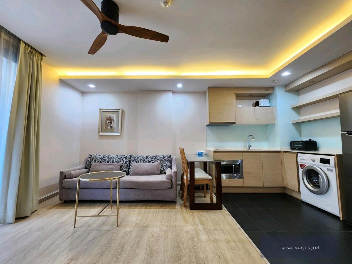 Condo FOR RENT Via Botani 🔥
Near BTS Phrom Phong 🔥
คอนโด Via Botani เวีย โบทานี