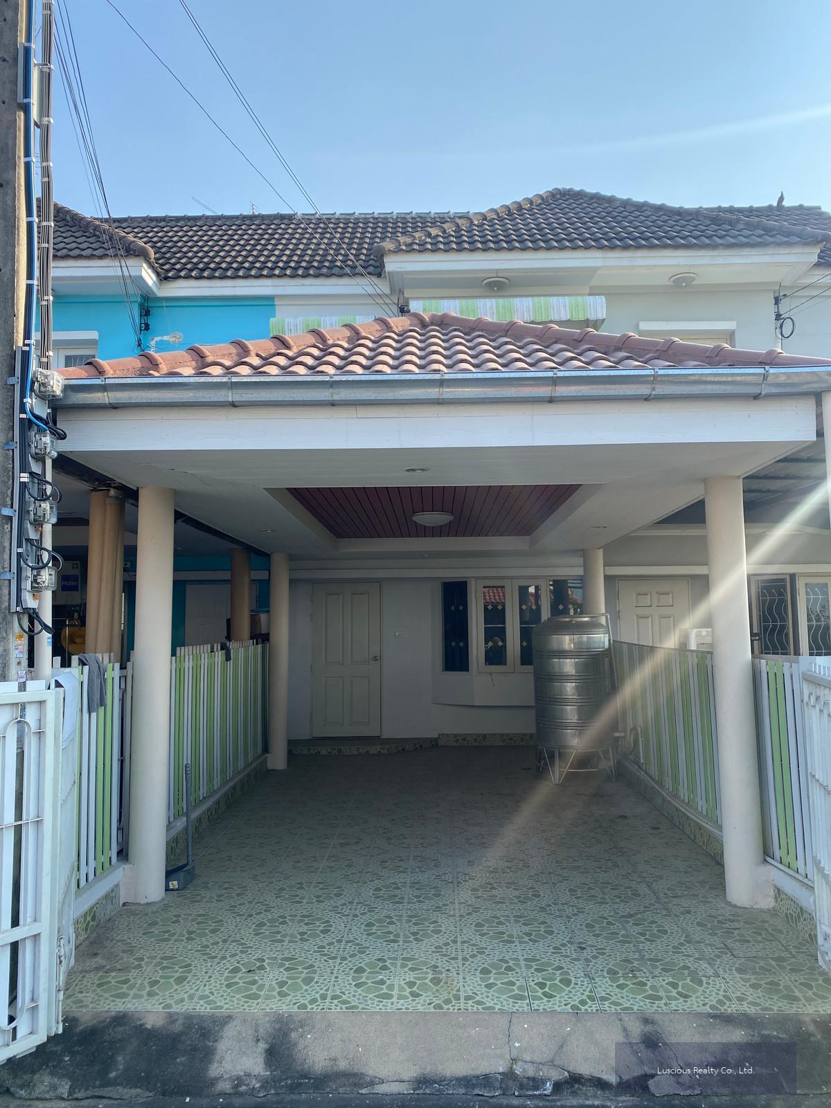 หมู่บ้าน สิรารมย์ซอย 7 ถนนบ้านกล้วย‑ไทรน้อย (Baan Kluai–Sai Noi Road) ทาวน์โฮมราคาดีที่สุดในโครงการ