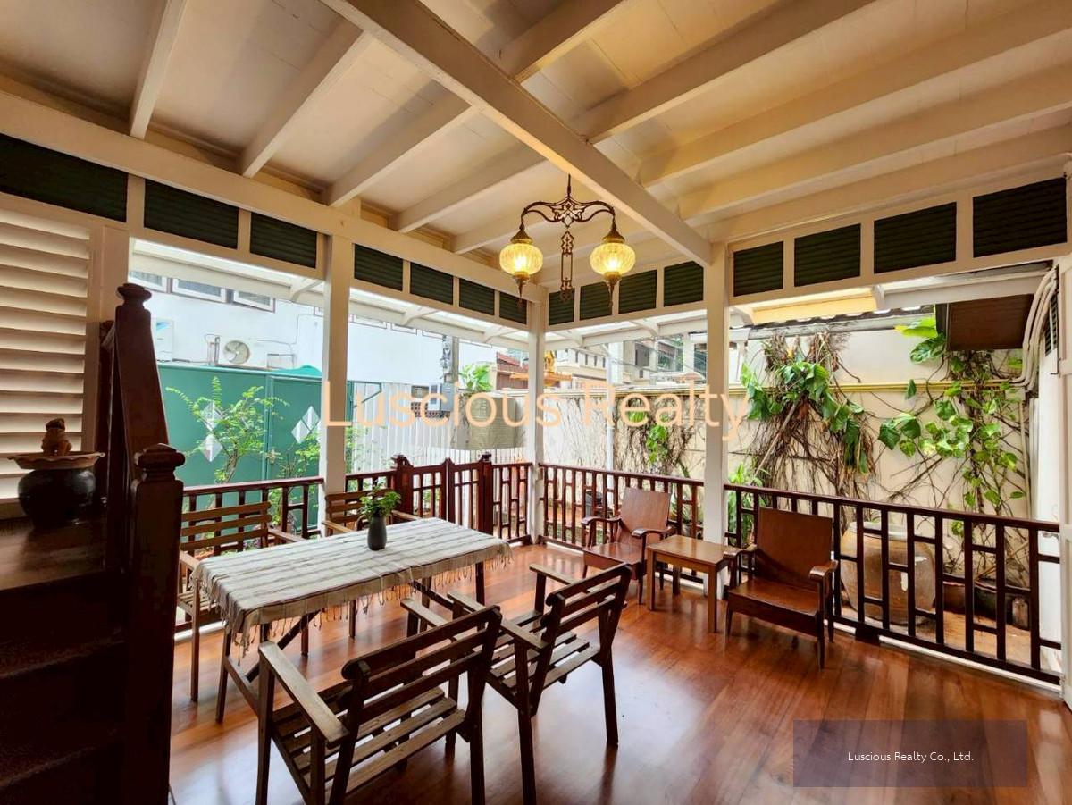 เช่าบ้านเดี่ยว #สาทรใต้ #บ้านสไตล์ไทย #HouseForRent #Sathon #UniqueAtmosphereThaiStyledHouse