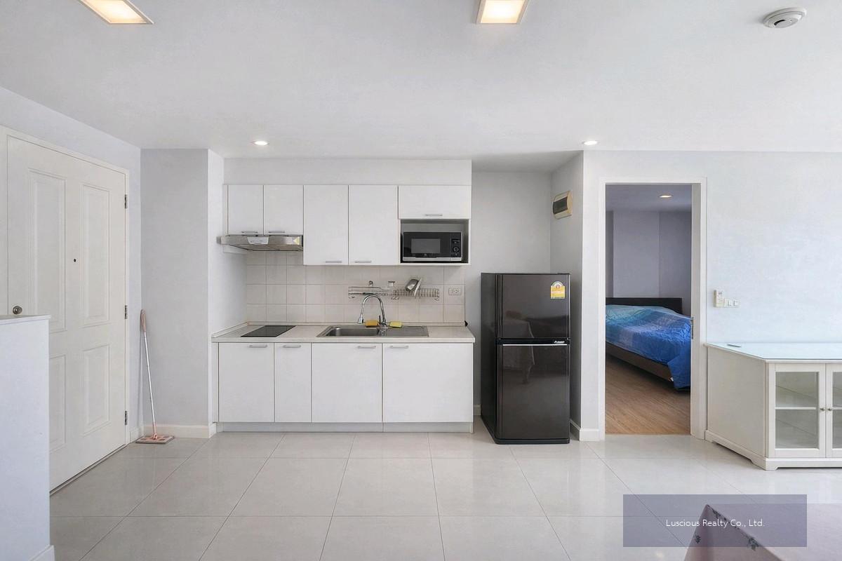 ให้เช่า คอนโด เดอะโคลเวอร์ ทองหล่อ
Condo for Rent in Thonglor
