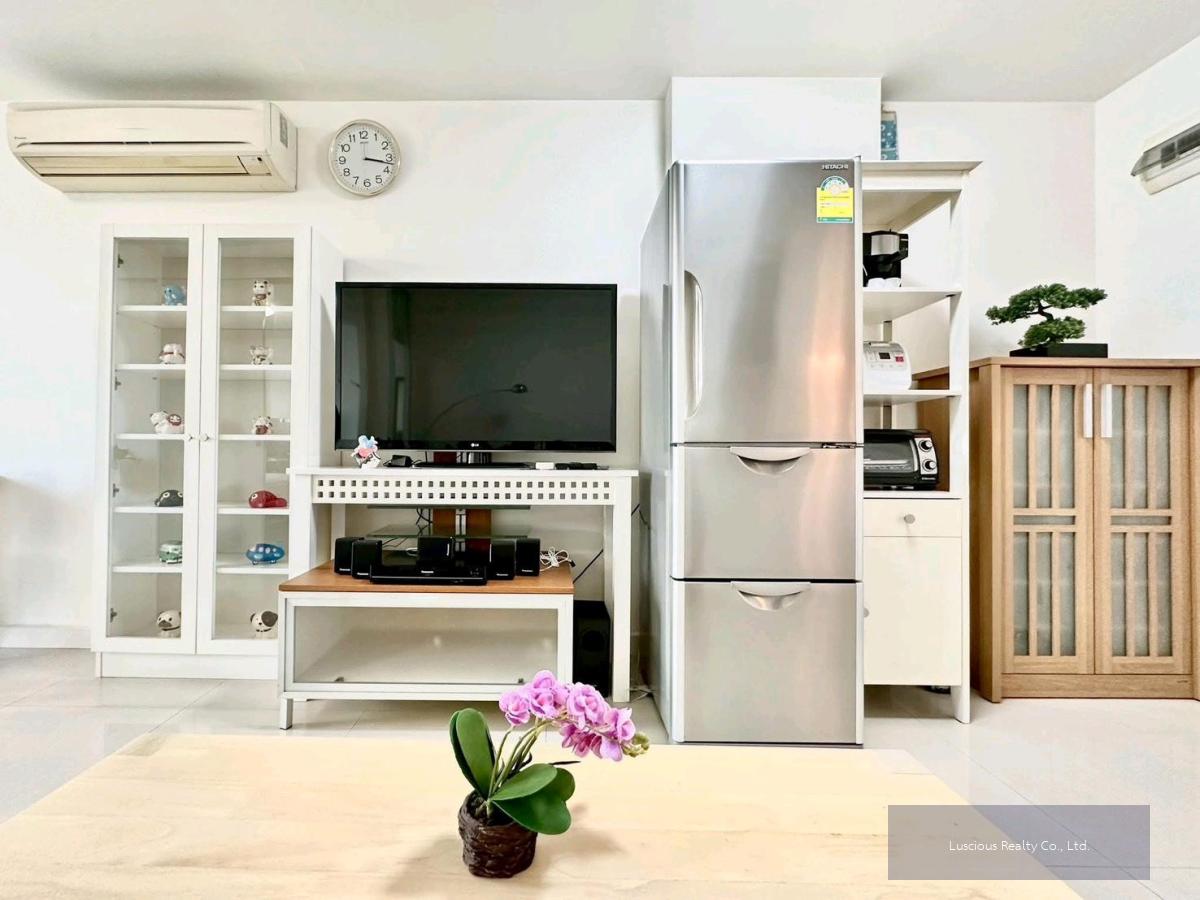 ให้เช่า คอนโด เดอะโคลเวอร์ ทองหล่อCondo for Rent in ThonglorThe Clover Thonglor